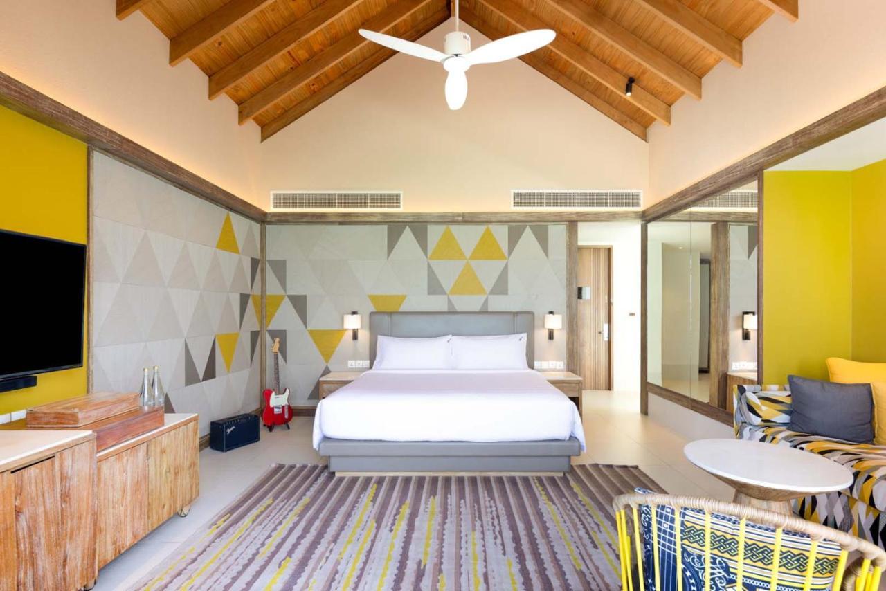 Hard Rock Hotel Maldives - Complimentary Roundtrip Speed Boat Transfer Until 31St October 2025 Emboodhoo Lagoon Dış mekan fotoğraf A bedroom at the W Maldives