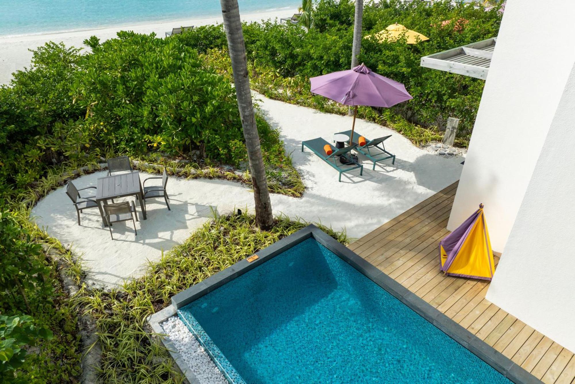 Hard Rock Hotel Maldives - Complimentary Roundtrip Speed Boat Transfer Until 31St October 2025 Emboodhoo Lagoon Dış mekan fotoğraf A private pool at the hotel